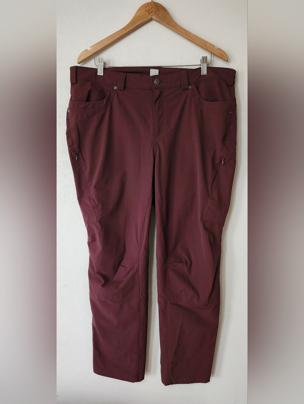 Duluth Trading Co Flexpedition Bootcut Pants Women's 18 x 29 Marionberry